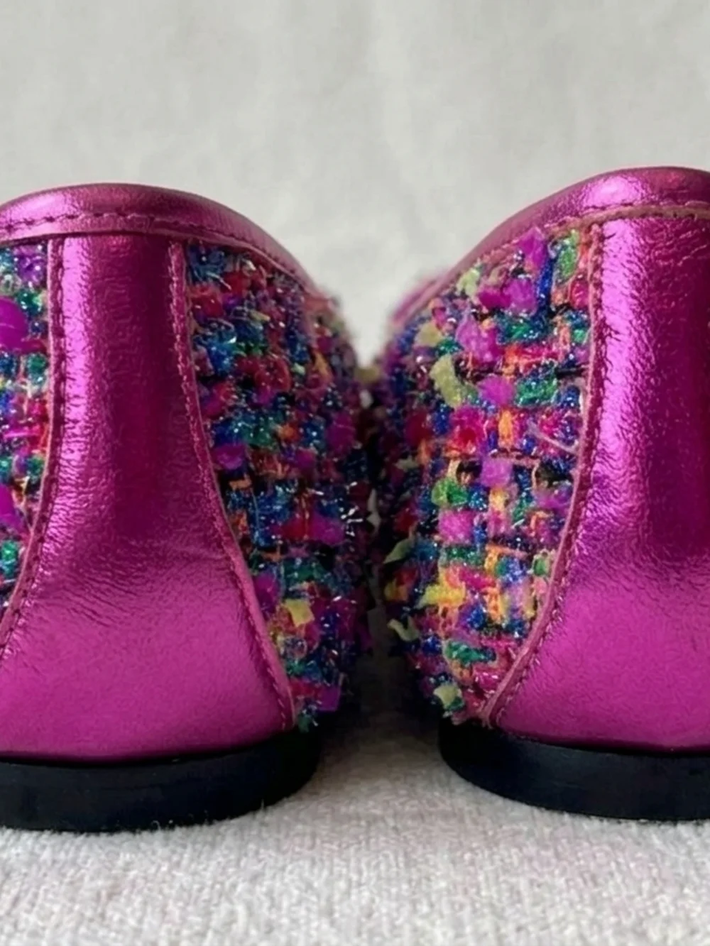 Kurt Geiger Metallic Fuchsia Tweed Ballet Flats with Gold Charm - Picture 7 of 7